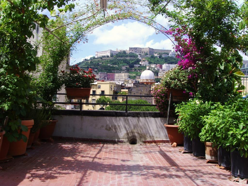 Come D'Incanto A Napoli Bagian luar foto